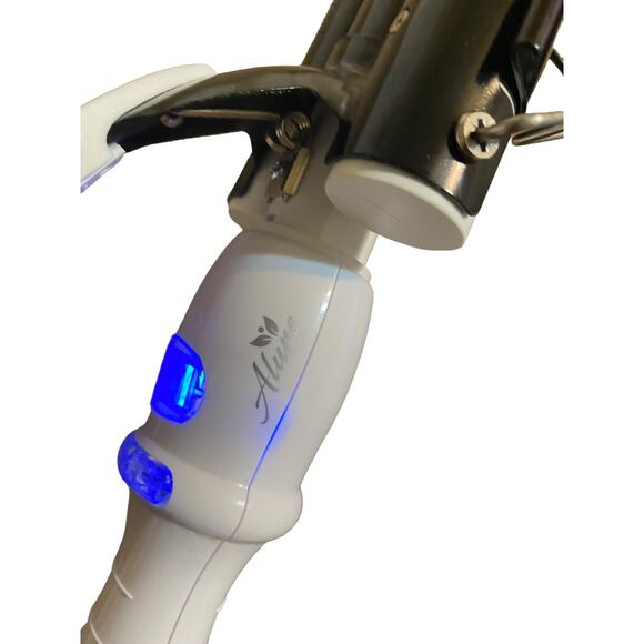 Alure Triple Barrel Ceramic Crimping Waving Wand Digital Curling Iron White - Picture 11 of 16